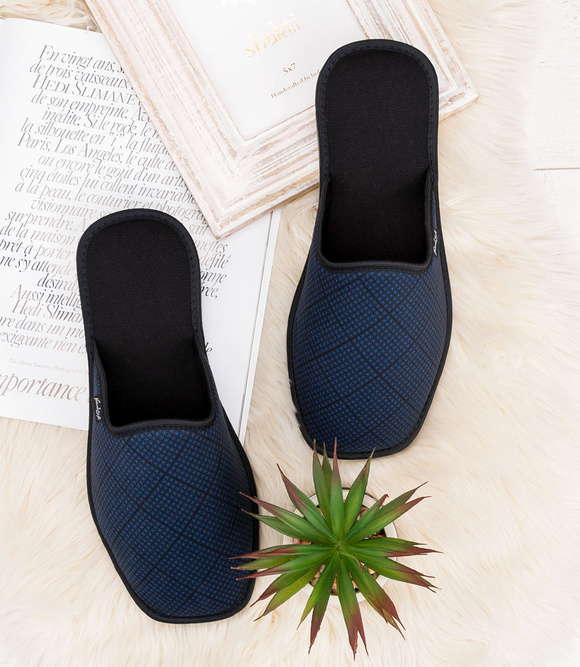 Obuwie domowe męskie kapcie