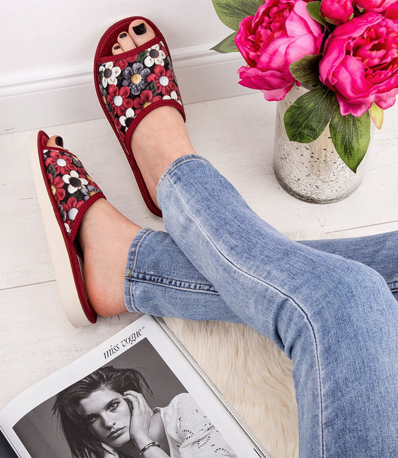 Kapcie damskie obuwie domowe odkryte palce kwiaty