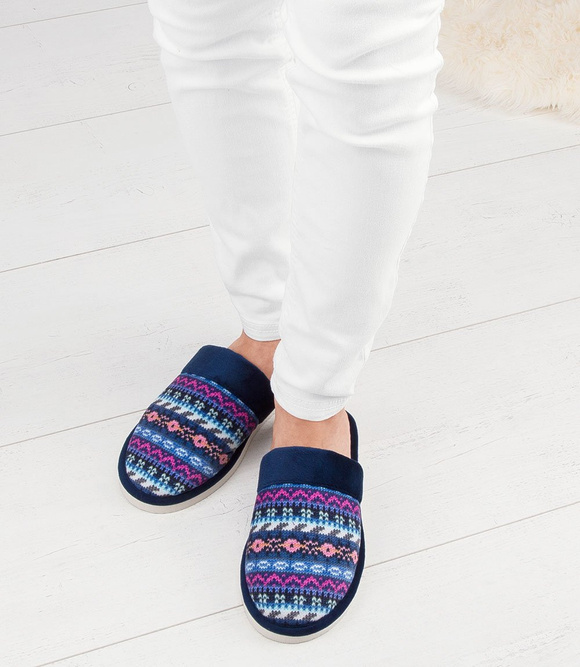 Kapcie damskie obuwie domowe wzór norweski